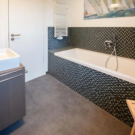 Duenenresidenz Prora - Mit Meerblick, 3 Schlafzimmern Und Balkon Np-206 * Binz